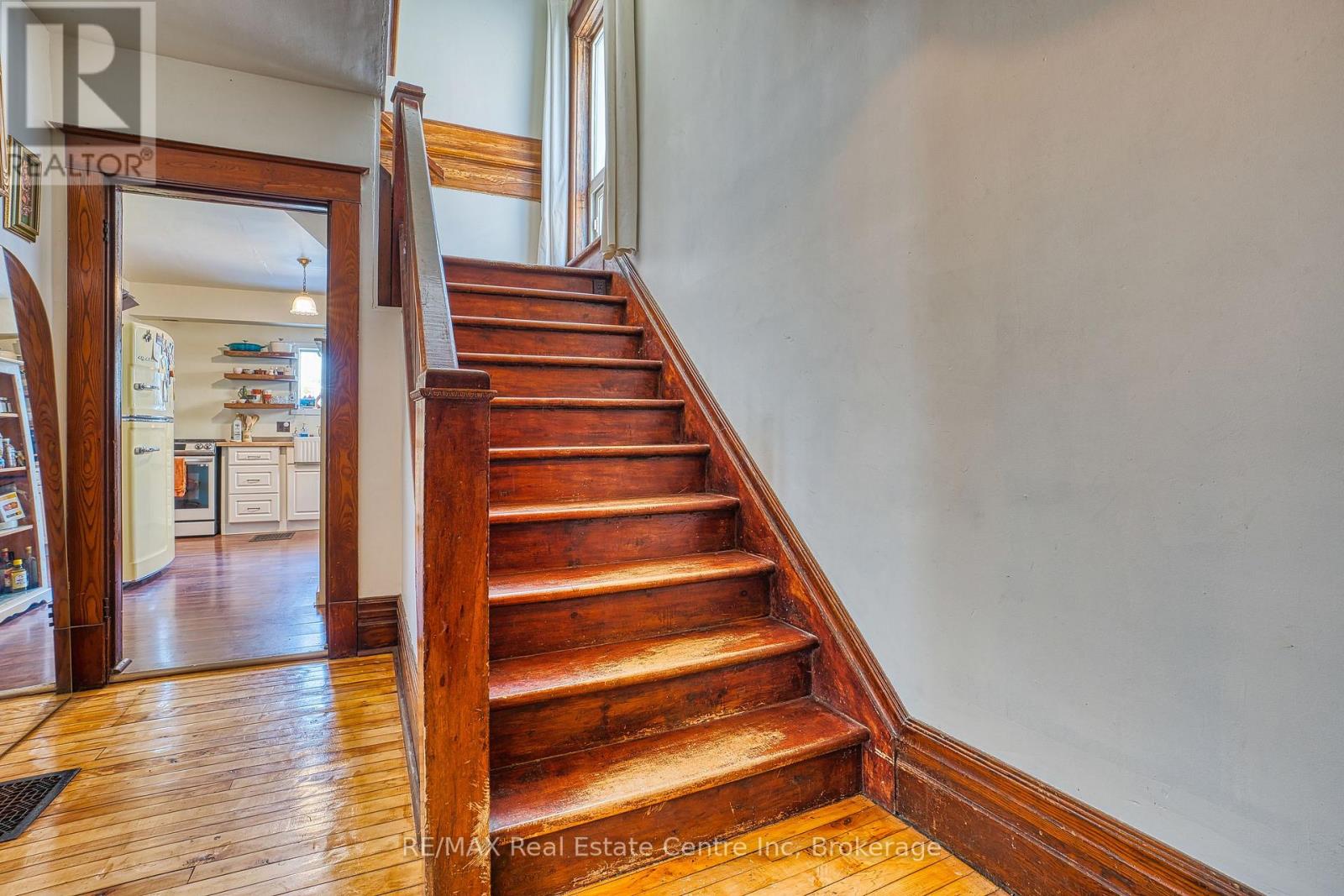 34 WELLINGTON STREET - Image 19