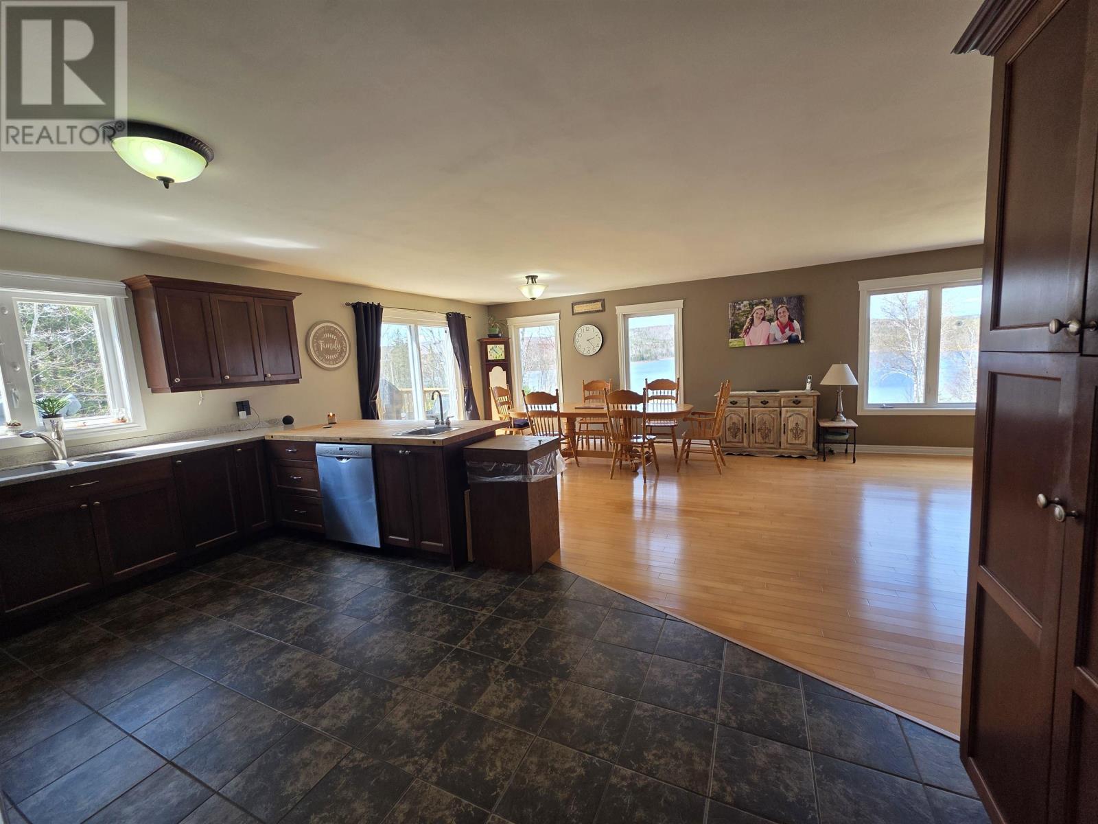 Property 8 of 20 of 448 Grand Mira South Rd Road