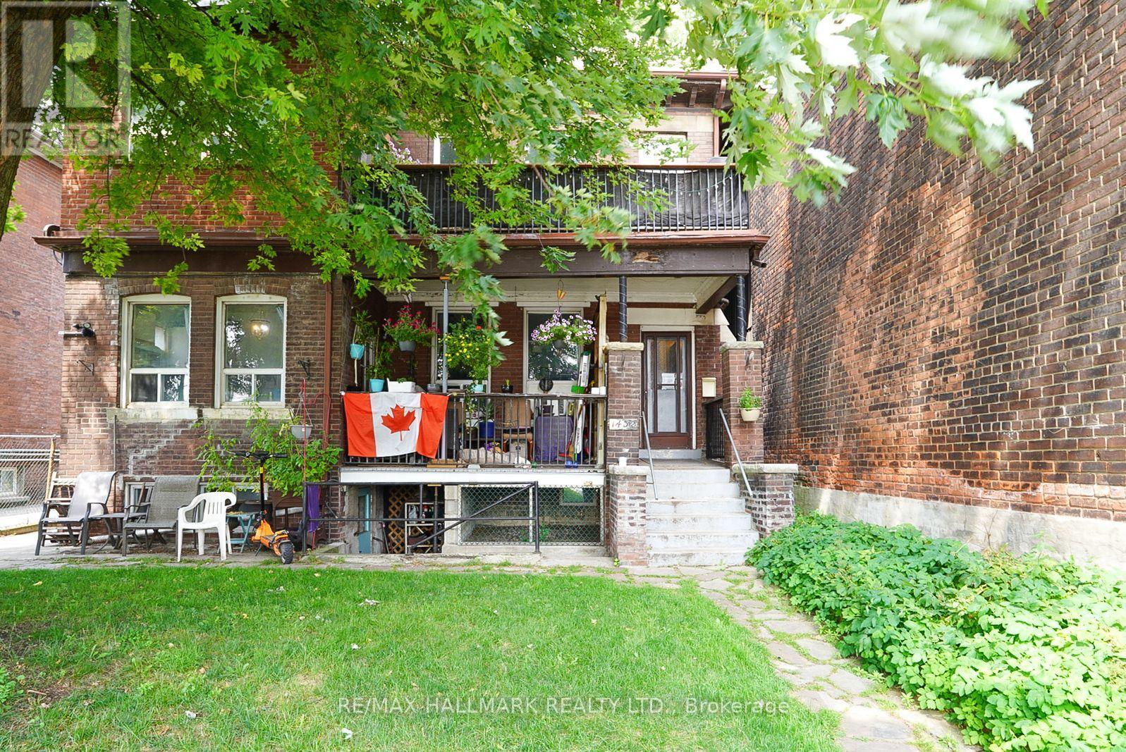 Photo of 1432 Queen Street