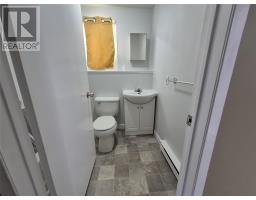 31 Smallwood Drive thumbnail 12