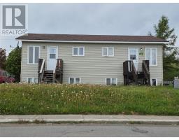 31 Smallwood Drive thumbnail 2