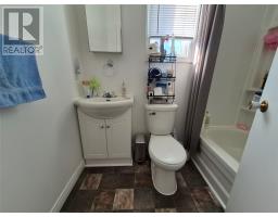 31 Smallwood Drive thumbnail 7