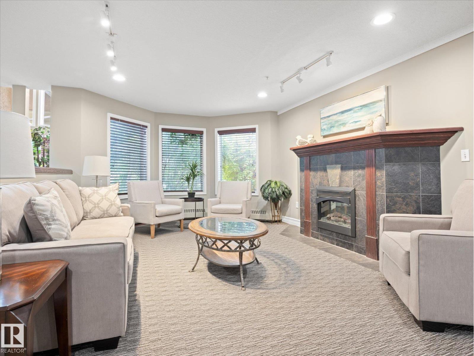 #223 9008 99 AV NW - Image 33