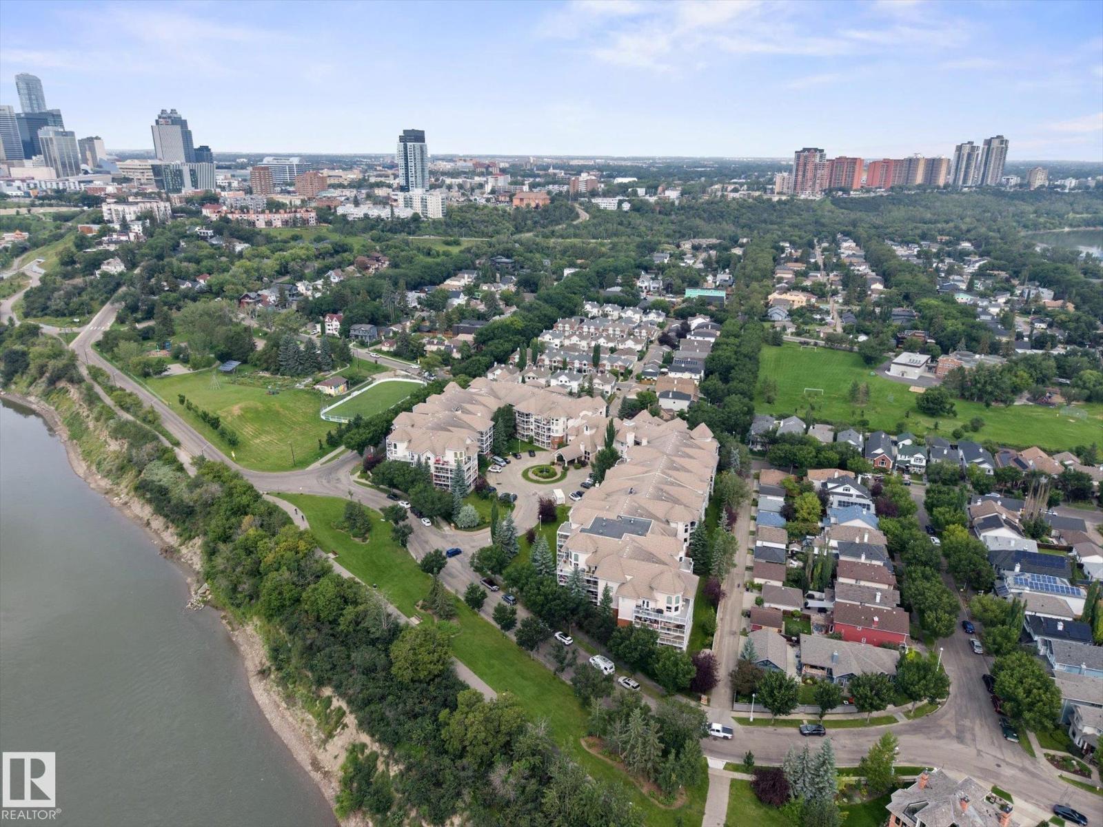 #223 9008 99 AV NW - 37