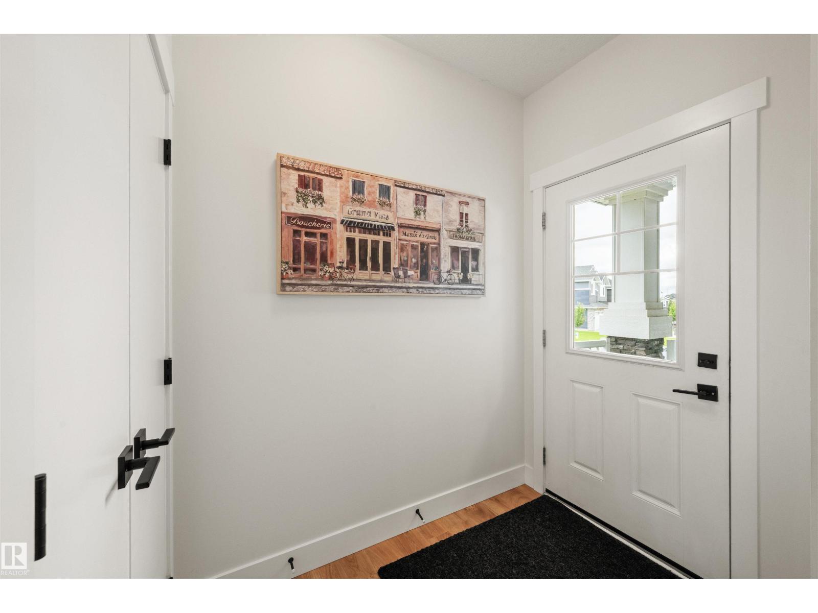 3837 ROBINS CR NW, Starling, Edmonton photo 3