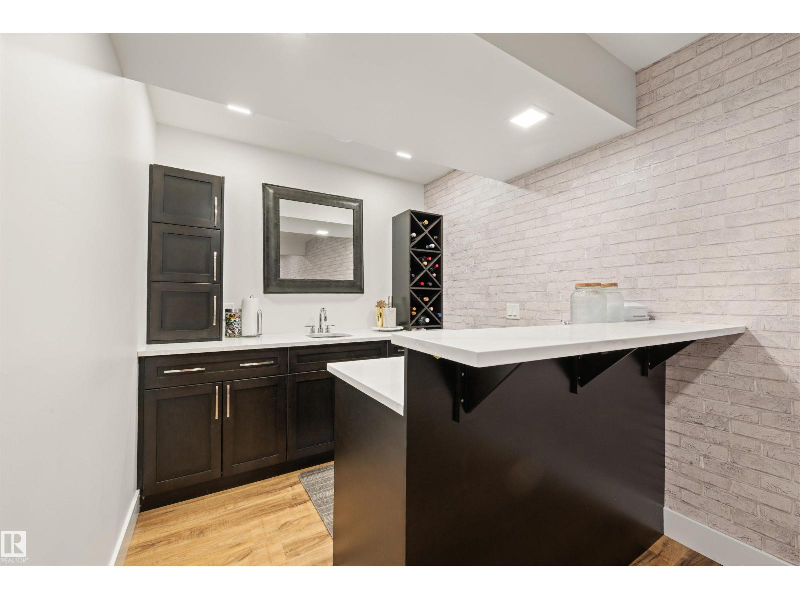 3837 ROBINS CR NW - Image 31