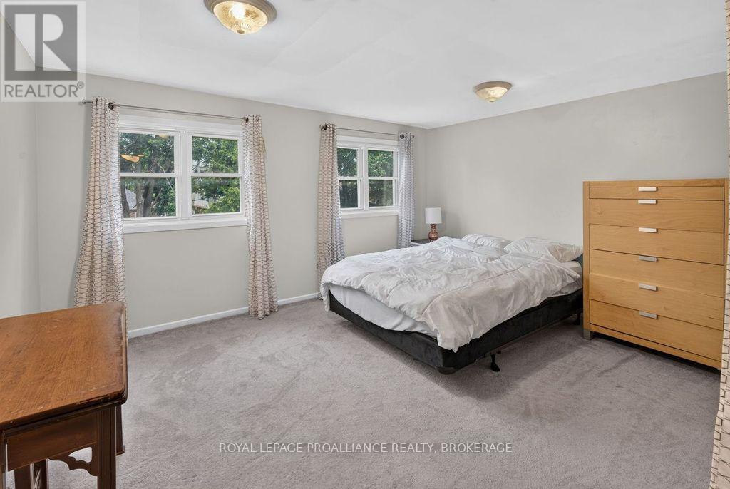 265 COLLEGE STREET - Image 20