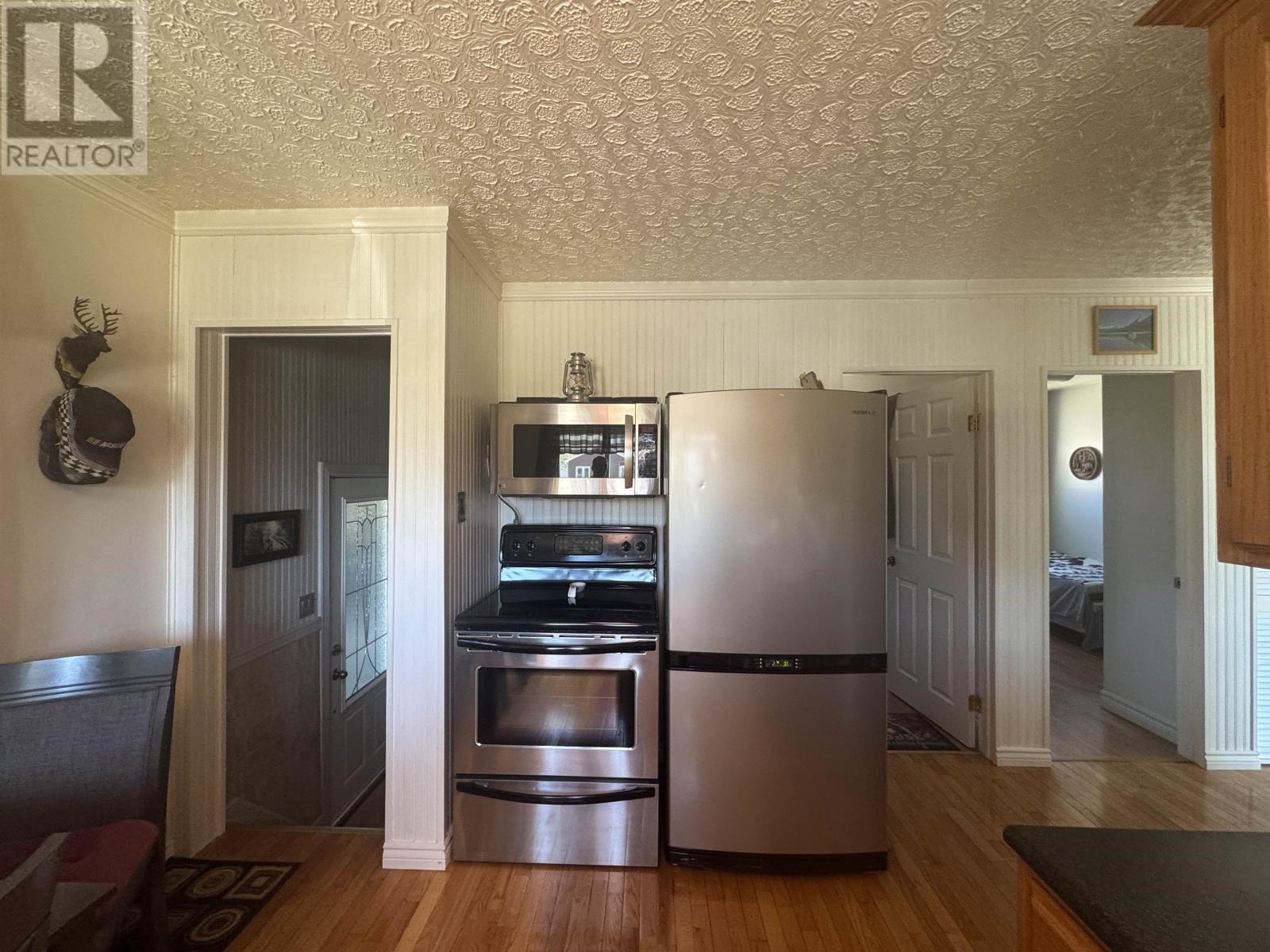 3 Falcon Drive - 10