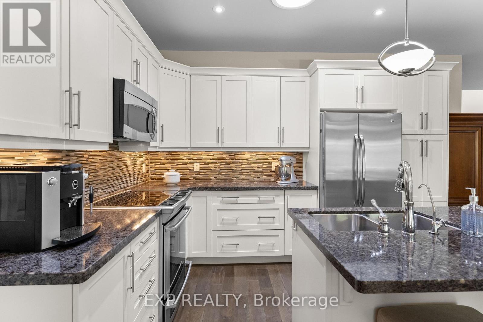 6 CREEKSIDE DRIVE - 14