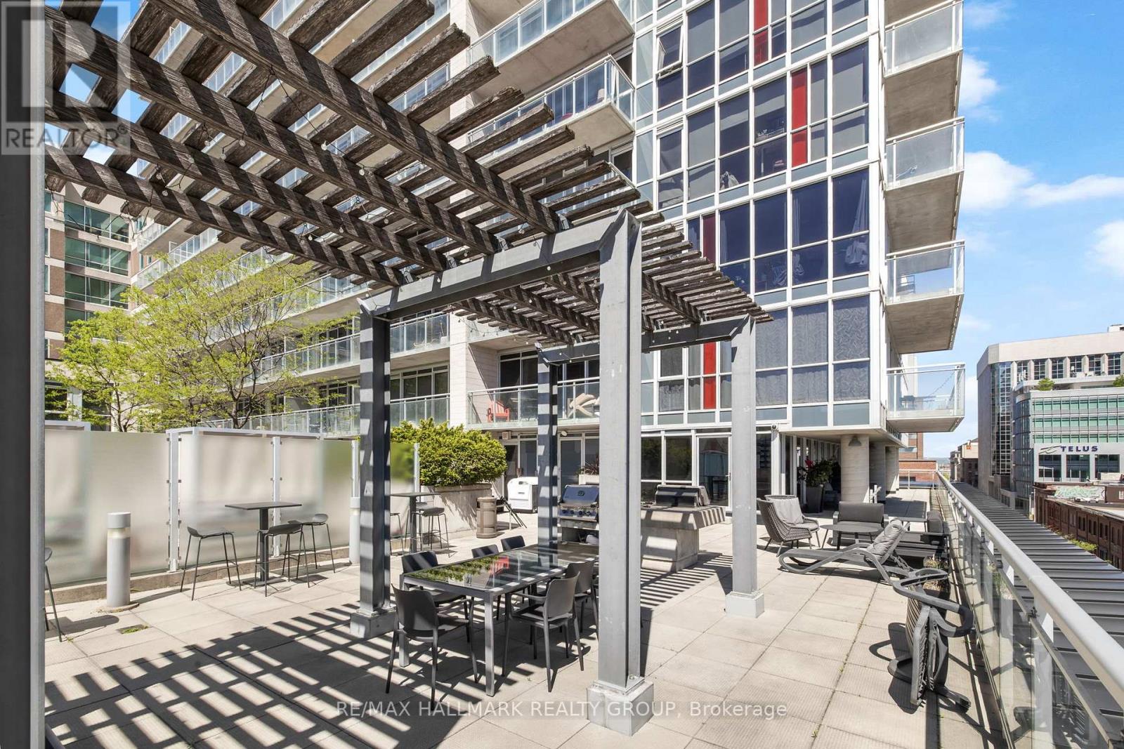 1 Bed, 1 Bath House for Sale in Ottawa – 1804 – 324 LAURIER AVENUE W, Ottawa – MLS# X13660918 - Image 25