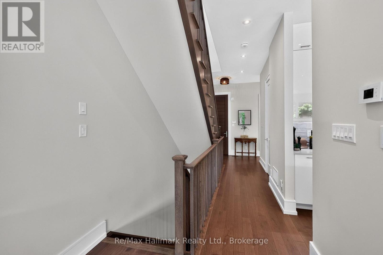#14 10 MAPLE GROVE DRIVE - Image 32