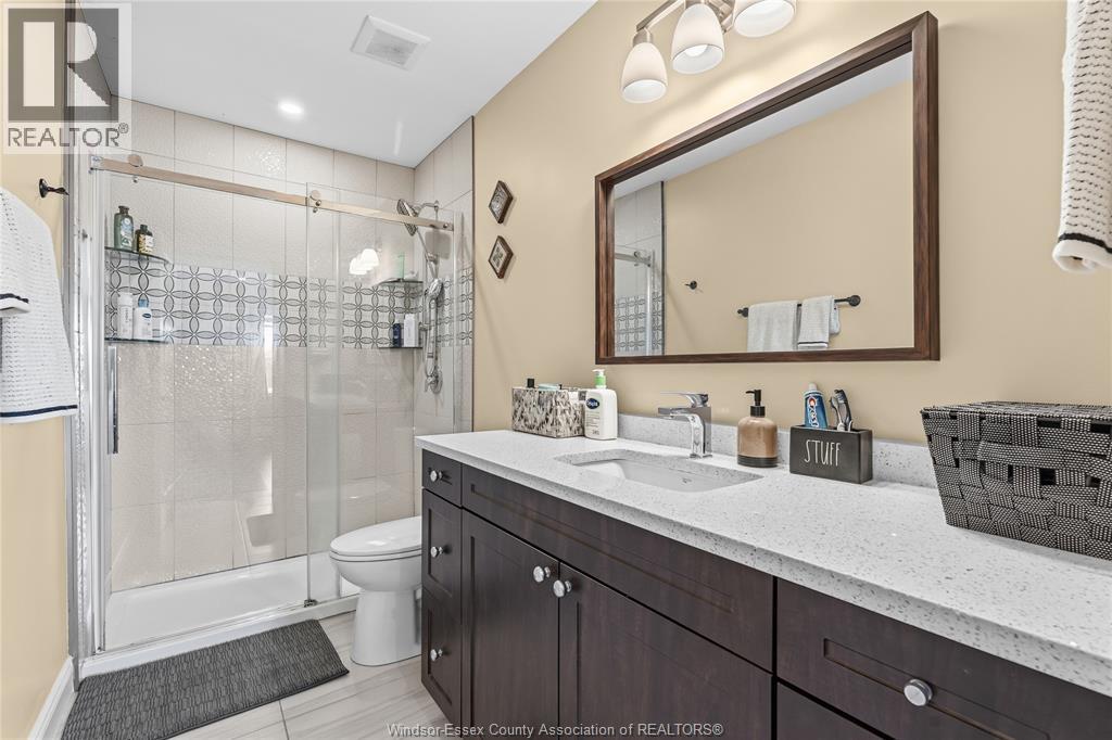 3556 HALLEE CRESCENT - 30