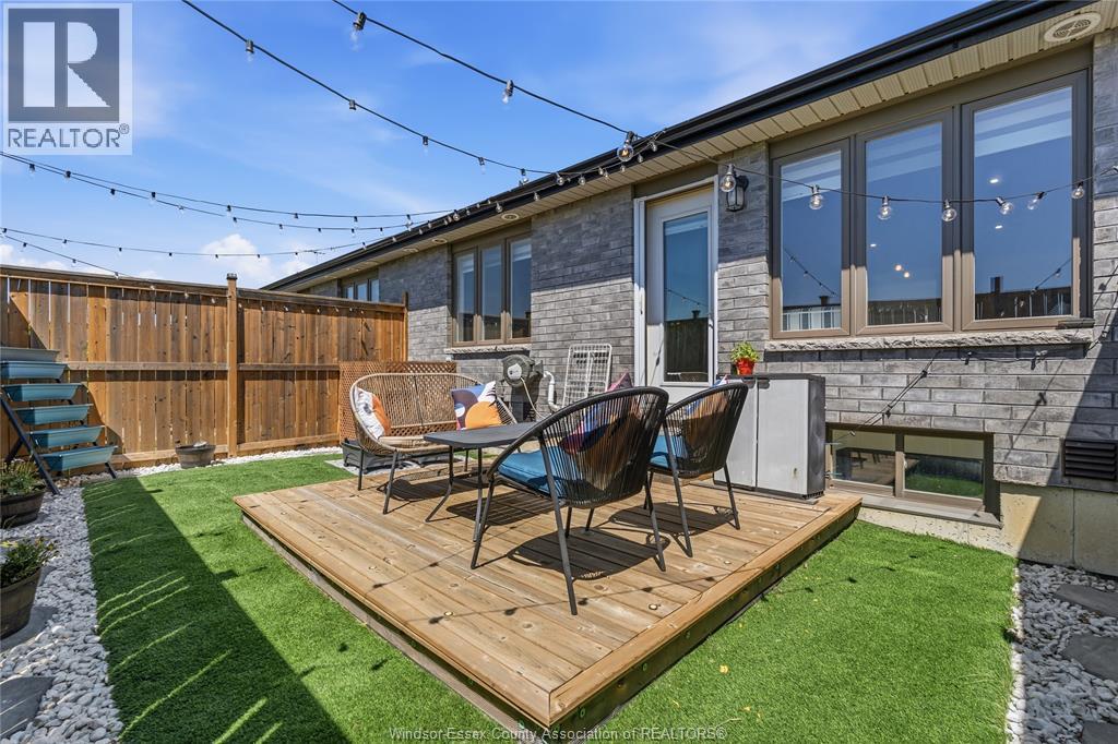 3556 HALLEE CRESCENT - 42
