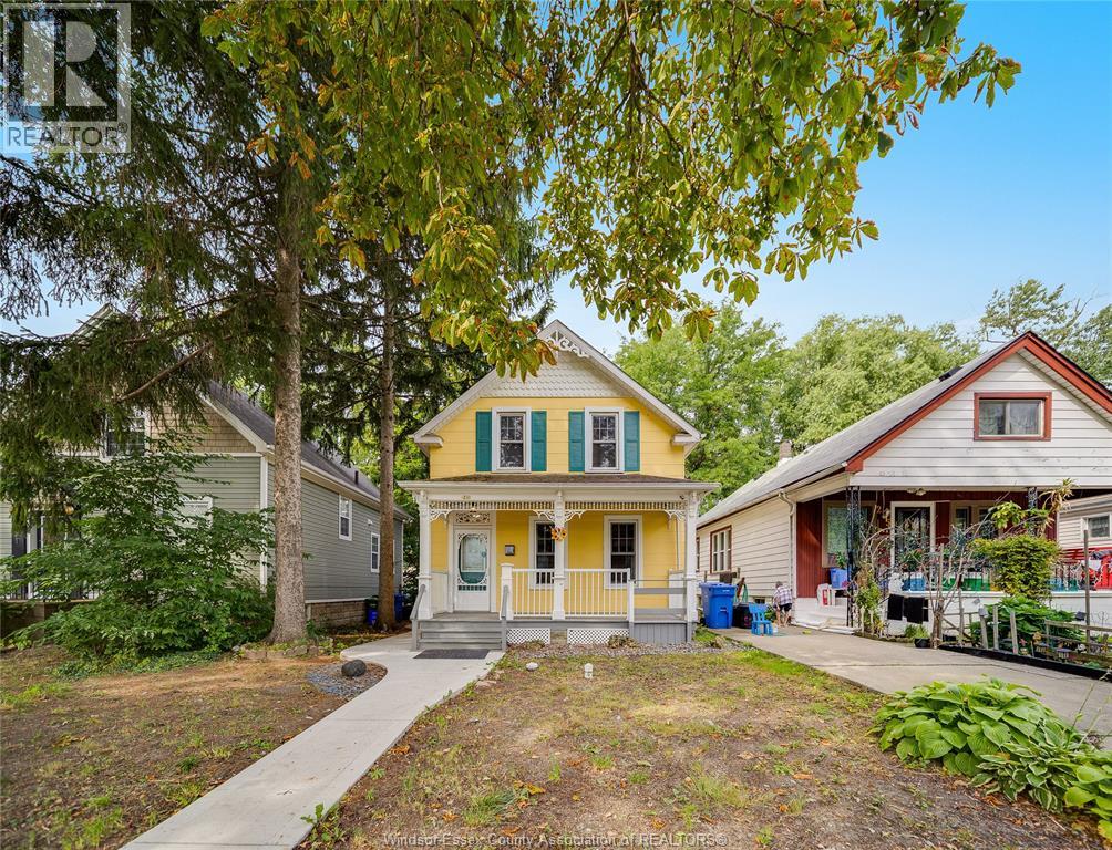 211 CAMERON - 4