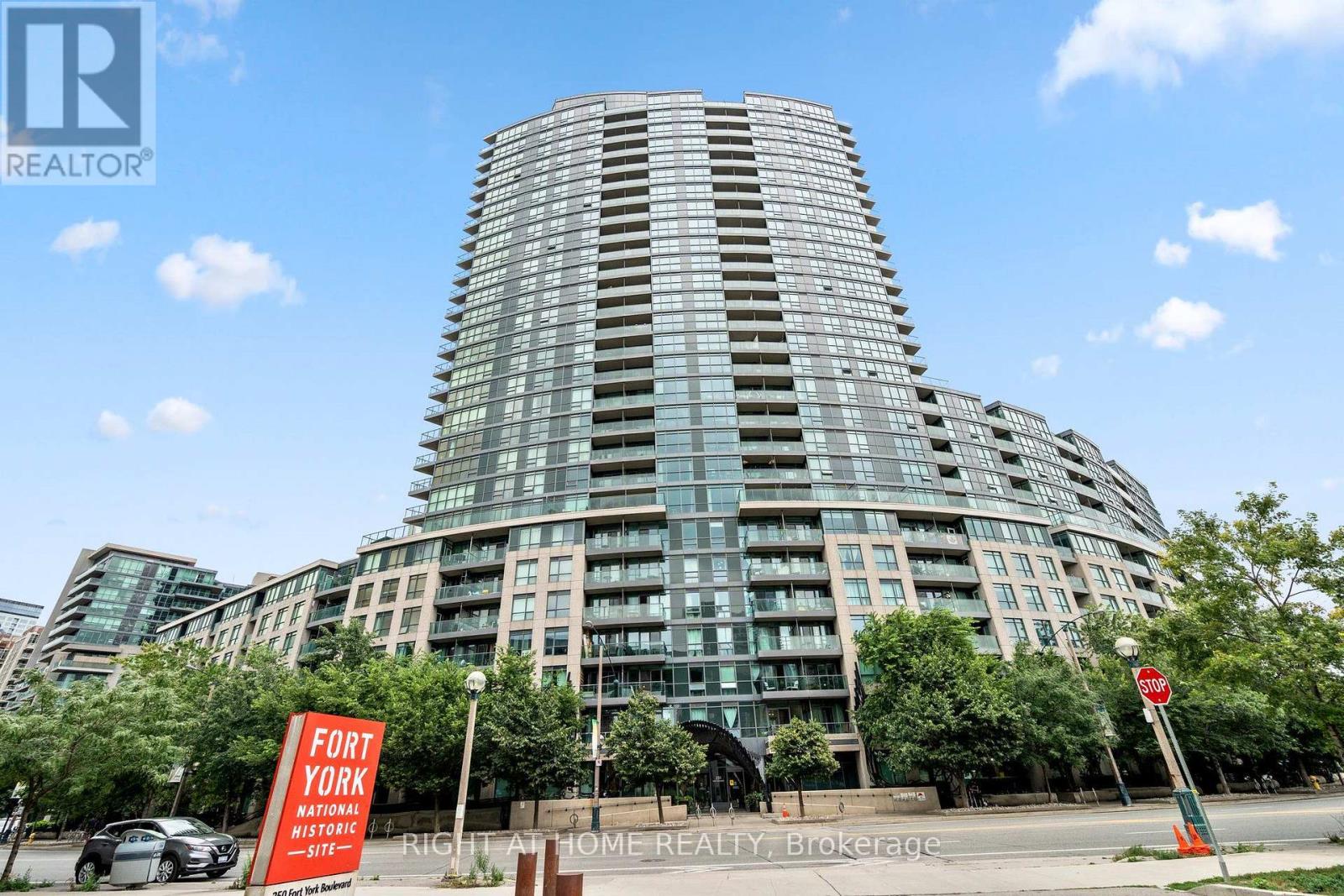 Photo of 231 Fort York Boulevard