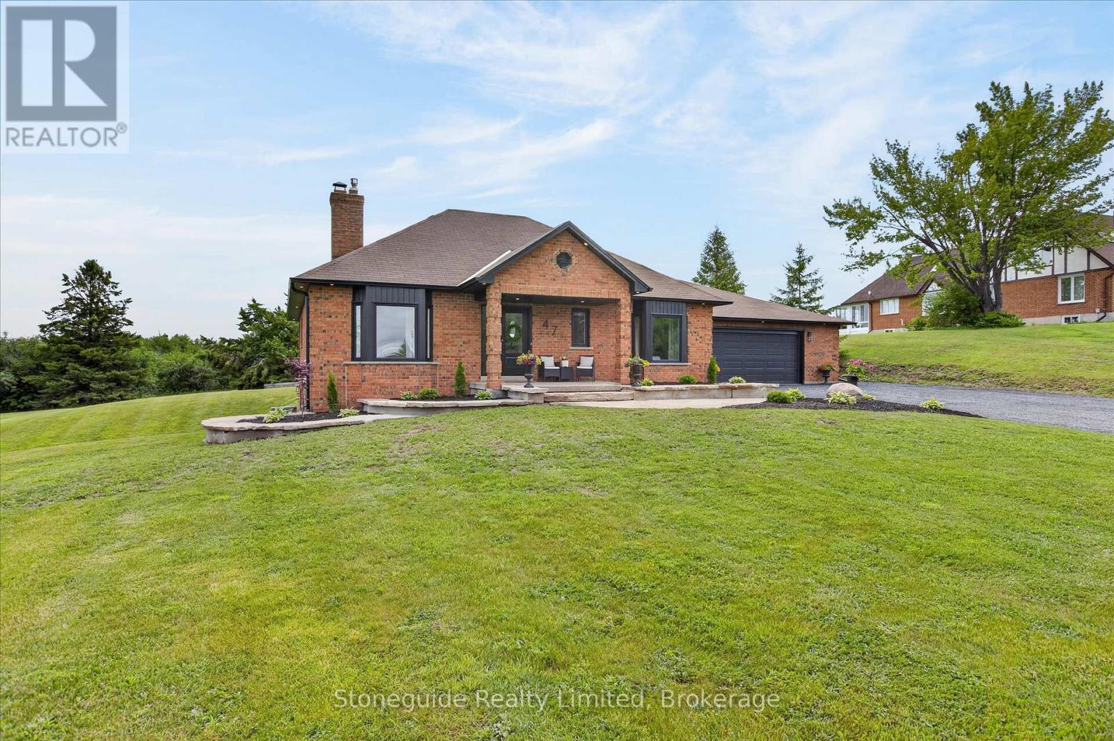 47 GRANDVIEW DRIVE - 2