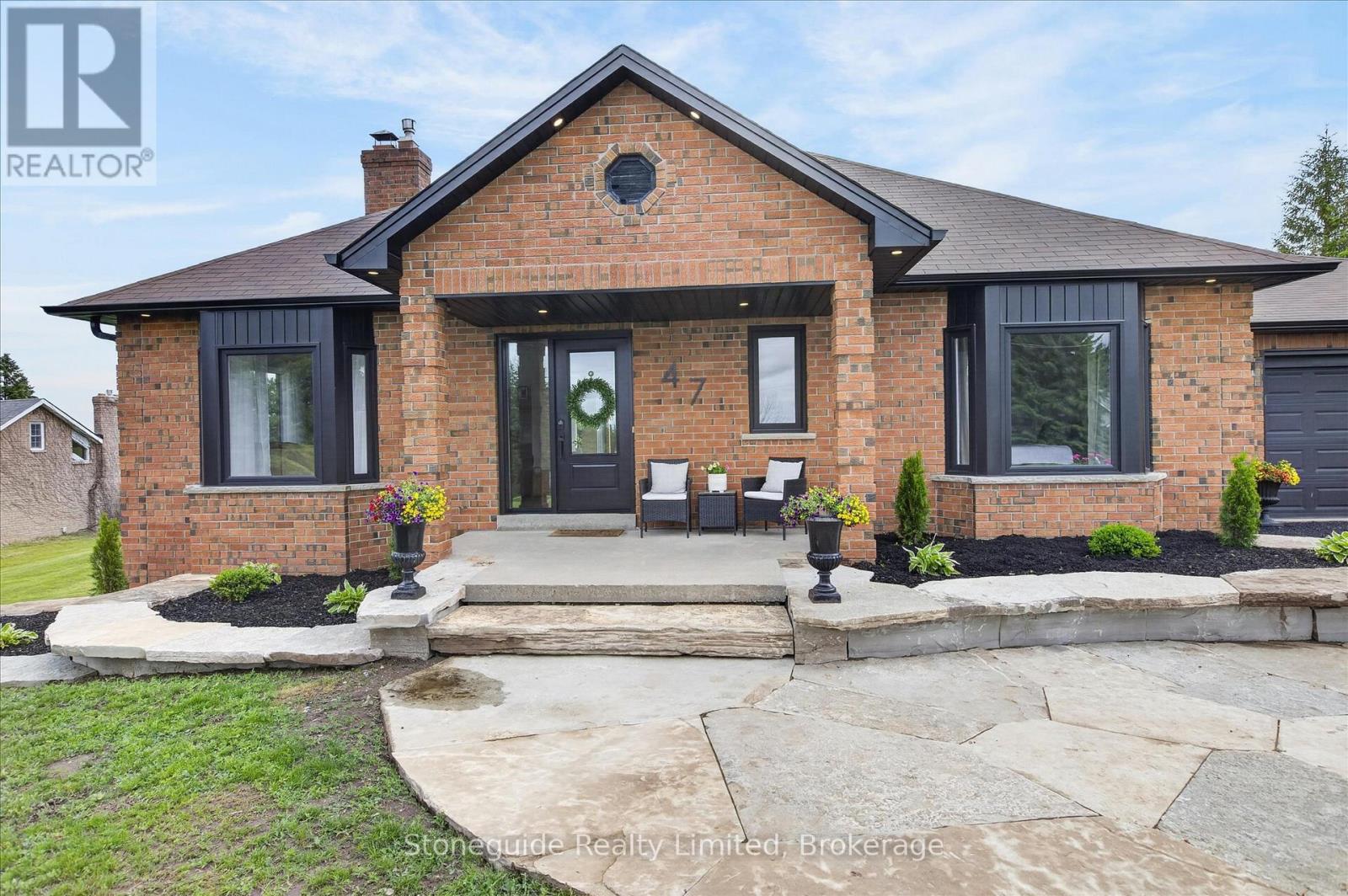 47 GRANDVIEW DRIVE - 5