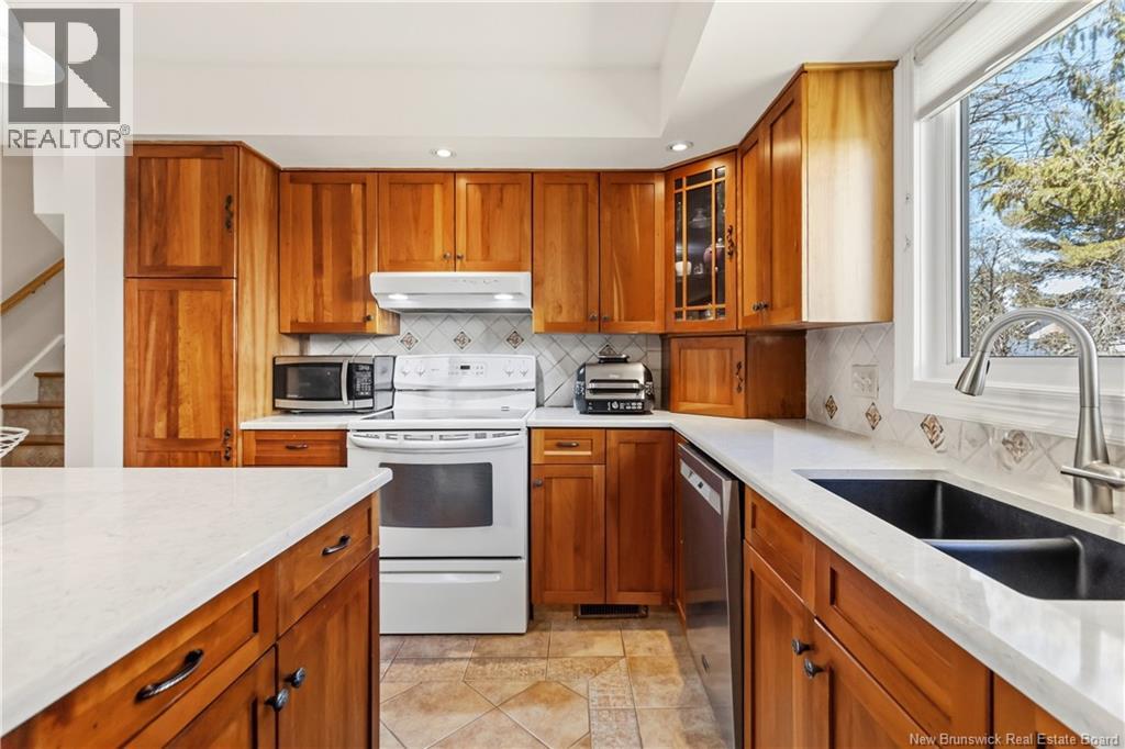 35 Firwood Crescent - 13
