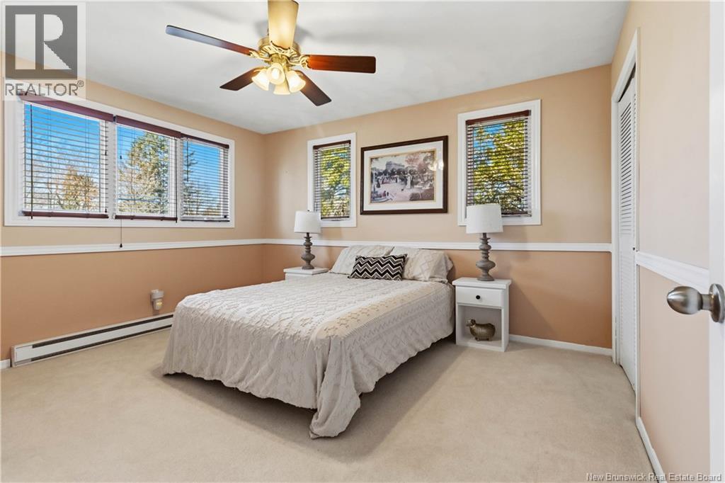 35 Firwood Crescent - 28