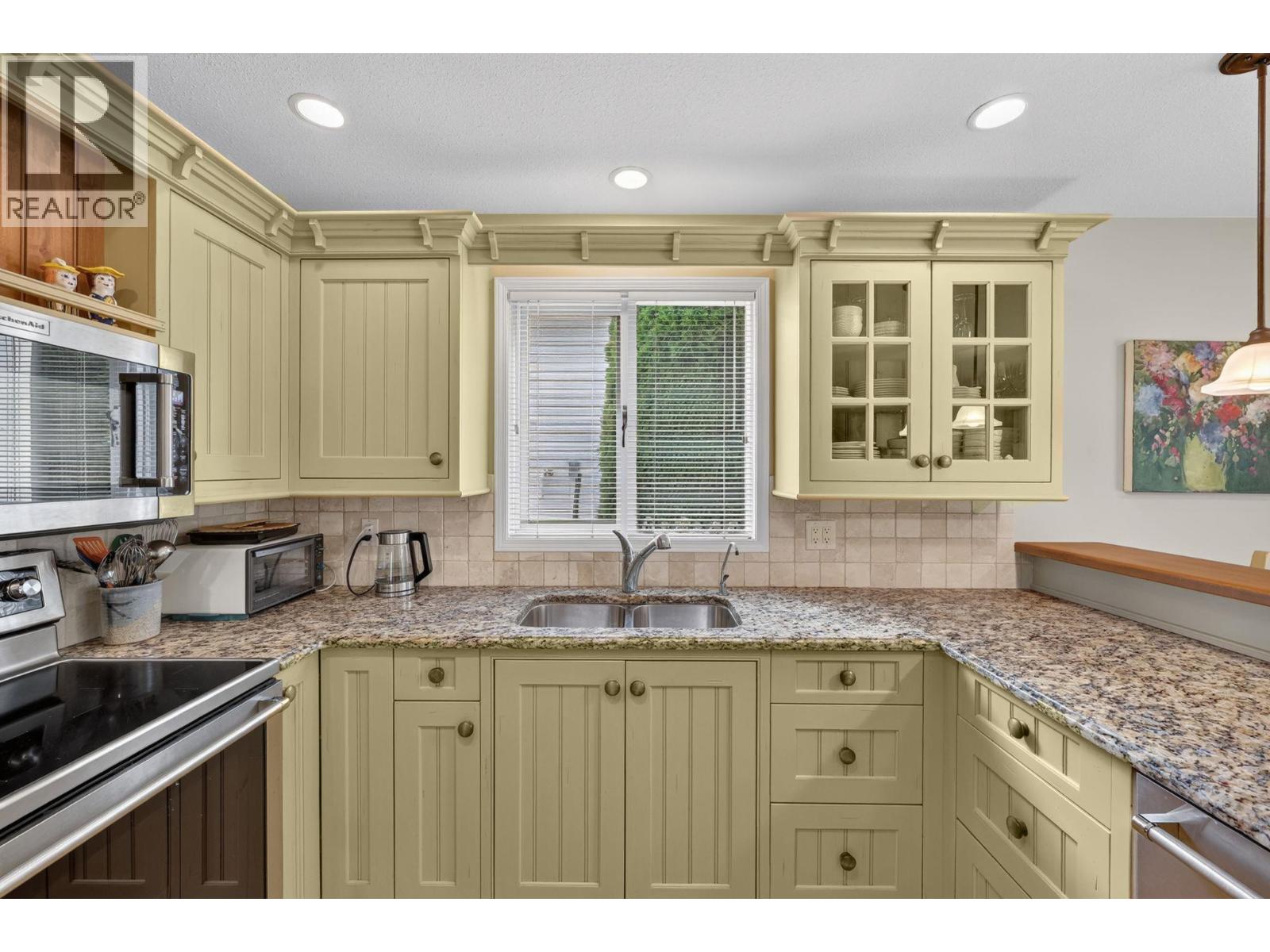 1025 Cushing Court - 13