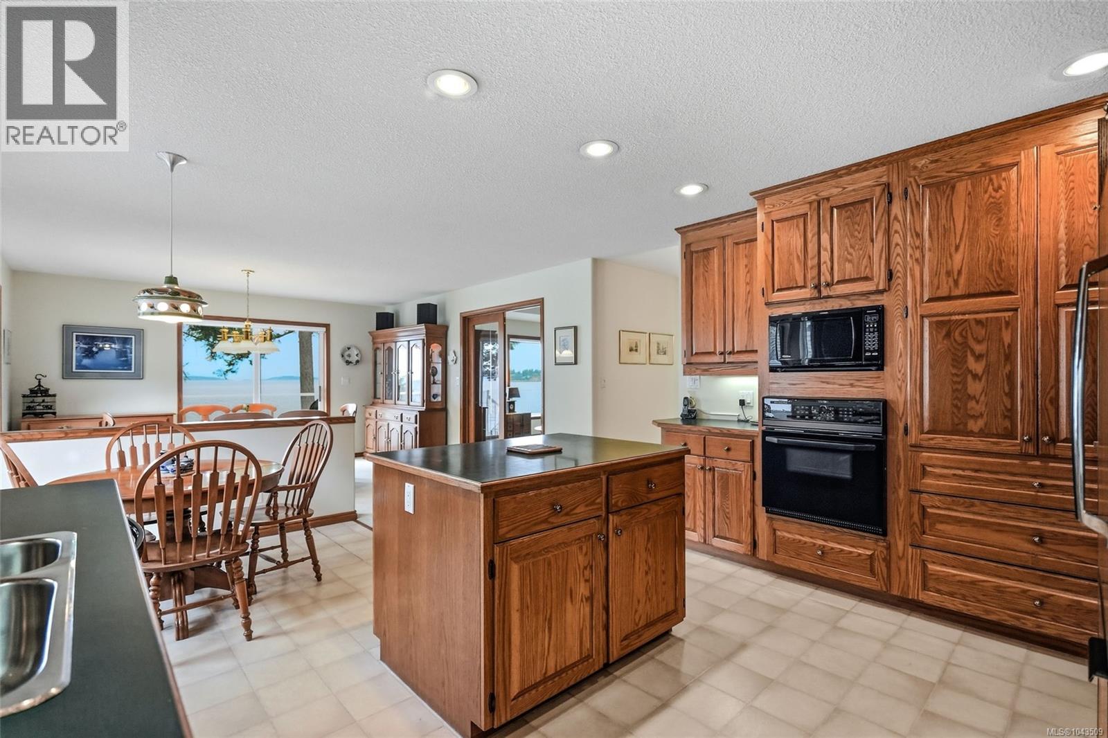 1432 Madrona Dr - 66