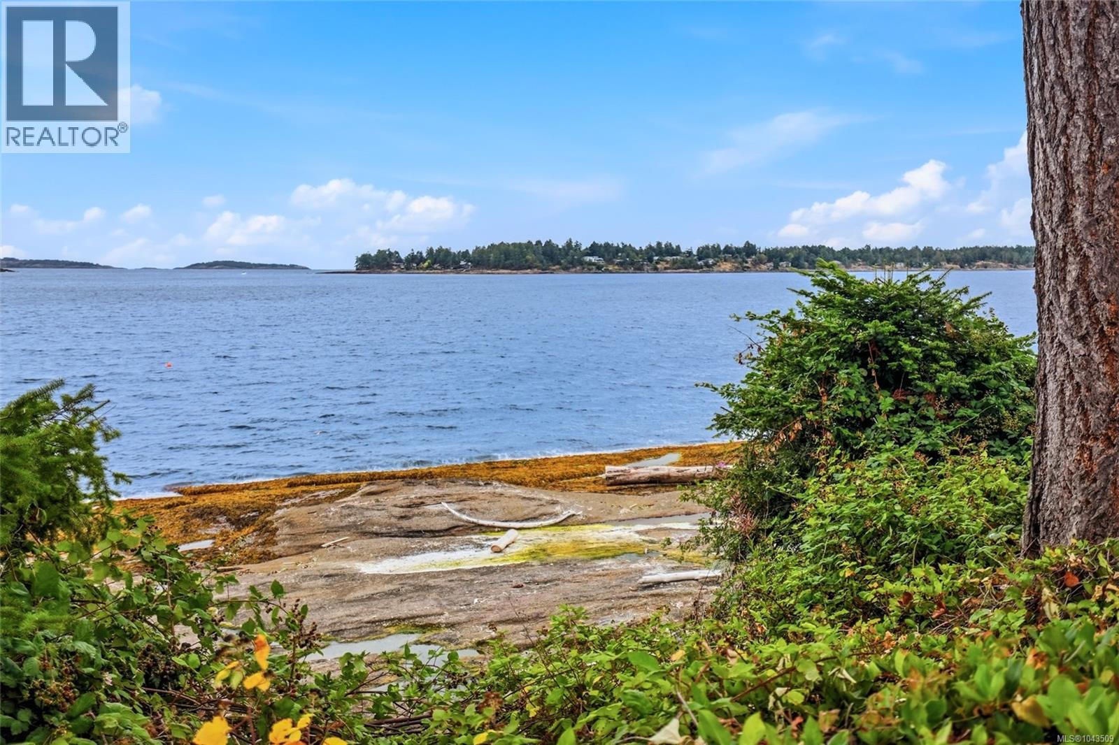 1432 Madrona Dr - 95