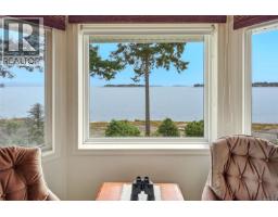Primary Bedroom - 1432 Madrona Dr, Nanoose Bay, BC V9P9C9 Photo 16