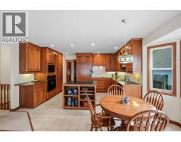 Bathroom - 1432 Madrona Dr, Nanoose Bay, BC V9P9C9 Photo 8