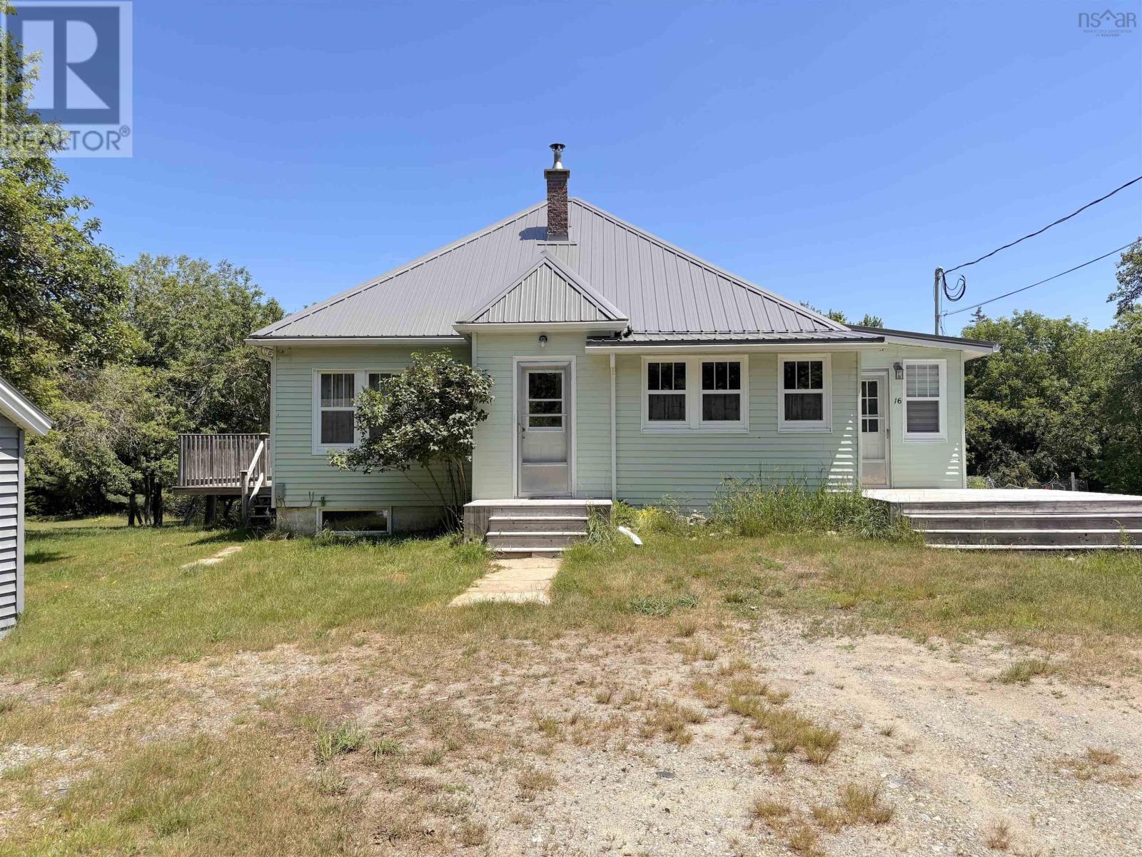 16 Wrights Road, Shelburne — photo 2