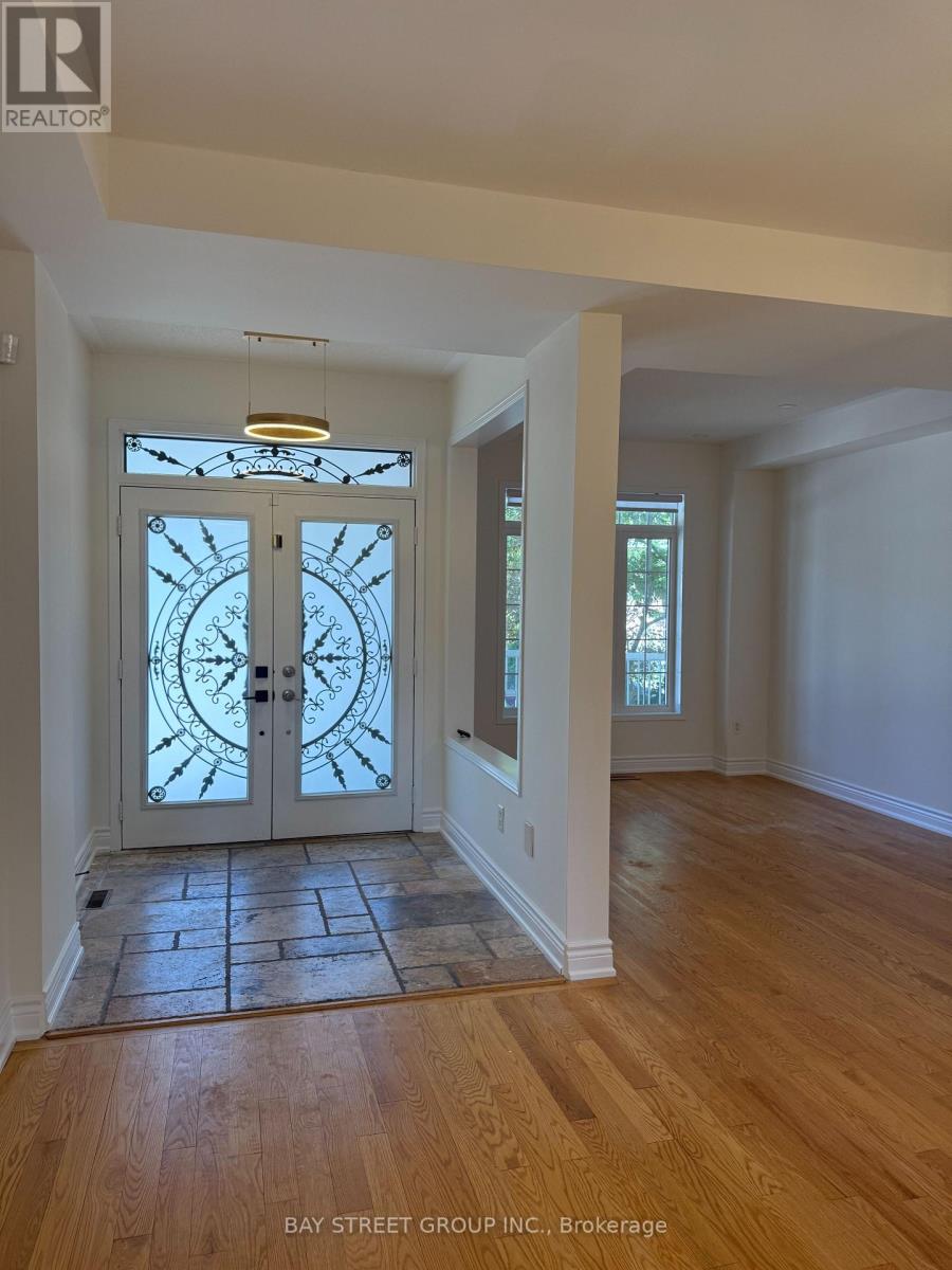 39 EMERY HILL BOULEVARD, Markham (Berczy) — photo 2