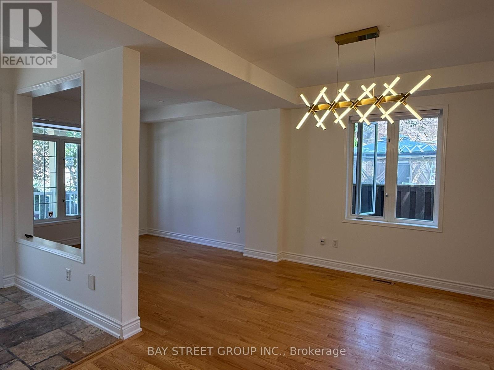 39 EMERY HILL BOULEVARD, Markham (Berczy) — photo 3