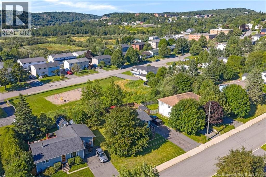 25 Parkhill Drive - 43