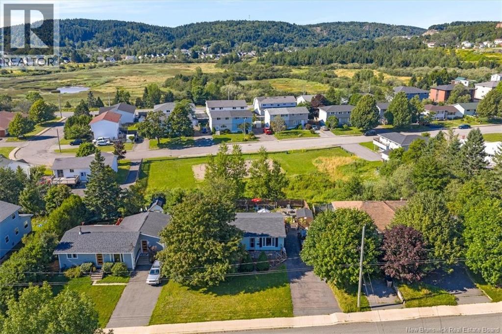 25 Parkhill Drive - 48