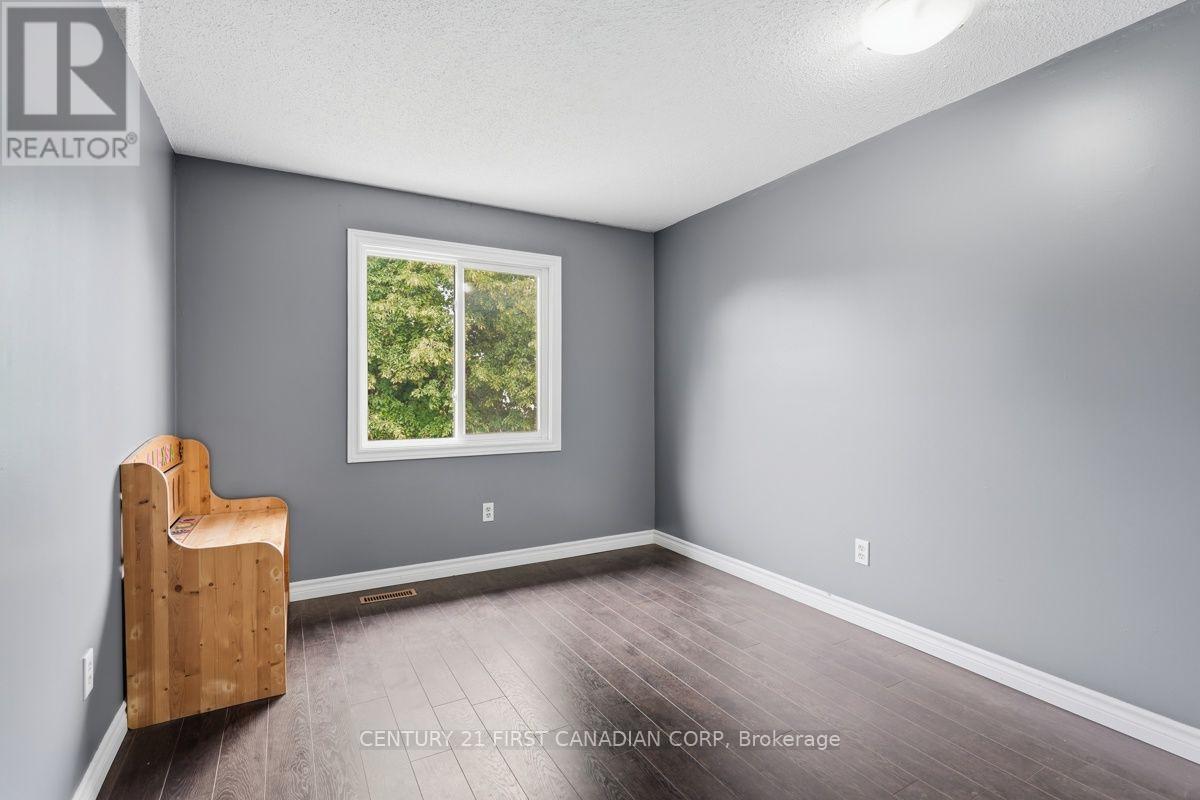212 MARTINET AVENUE - Image 26