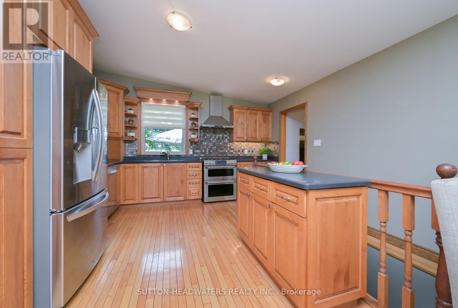 064349 COUNTY RD 3 - 7