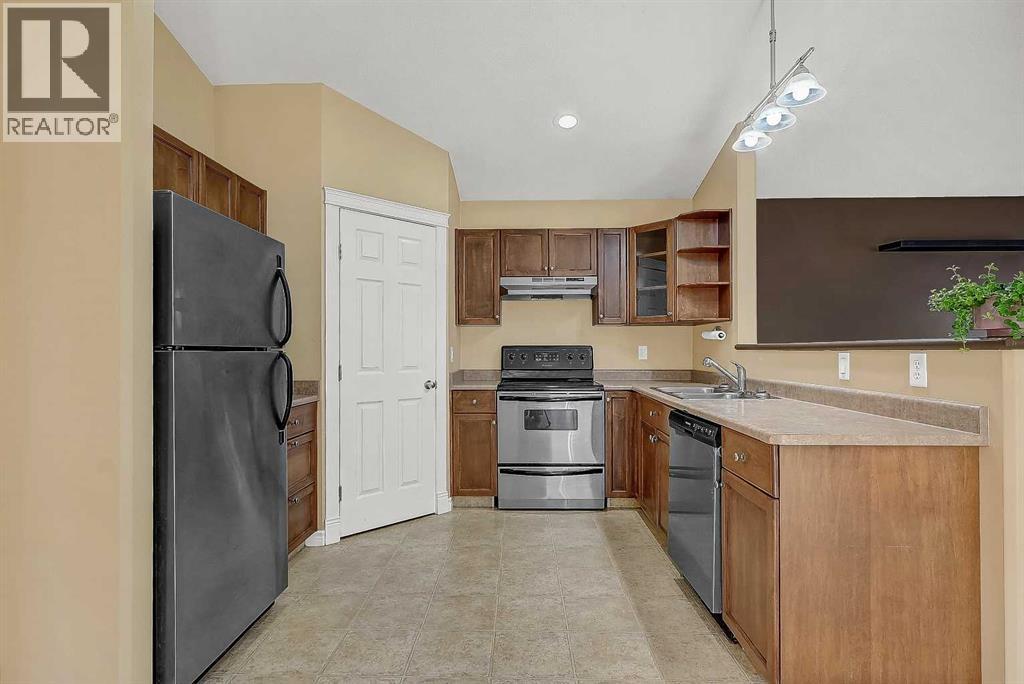 120 Pinnacle Boulevard - 9