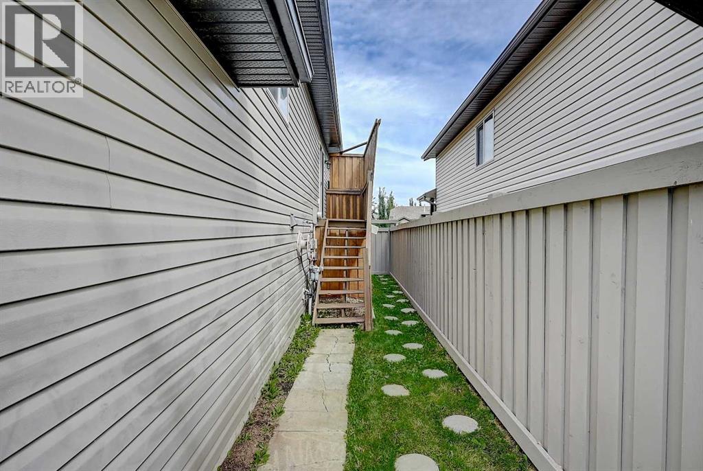 120 Pinnacle Boulevard - 33