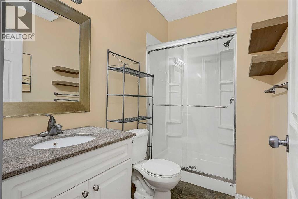 120 Pinnacle Boulevard - Image 29