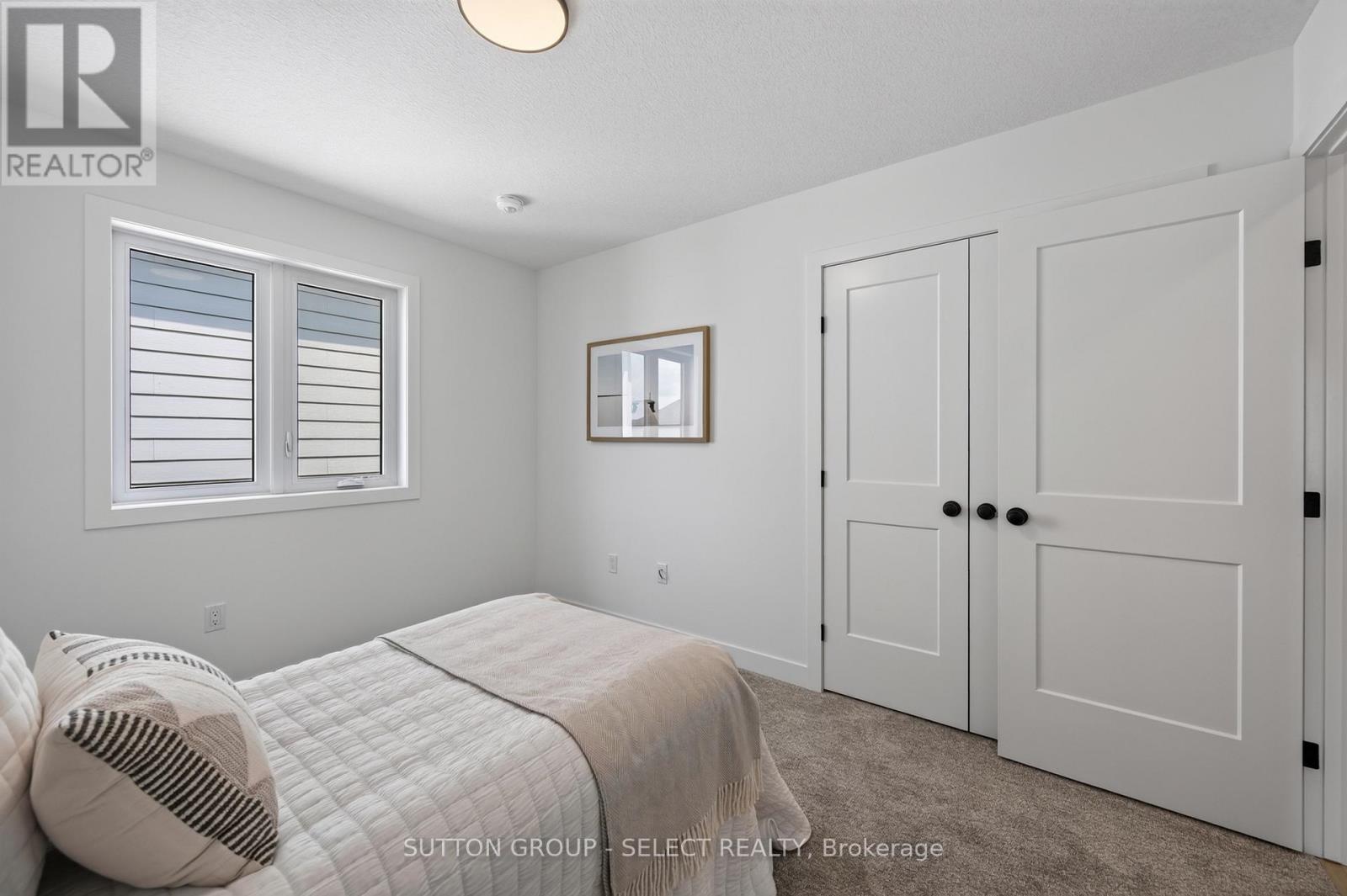 1898 FOUNTAIN GRASS DRIVE Property Photo