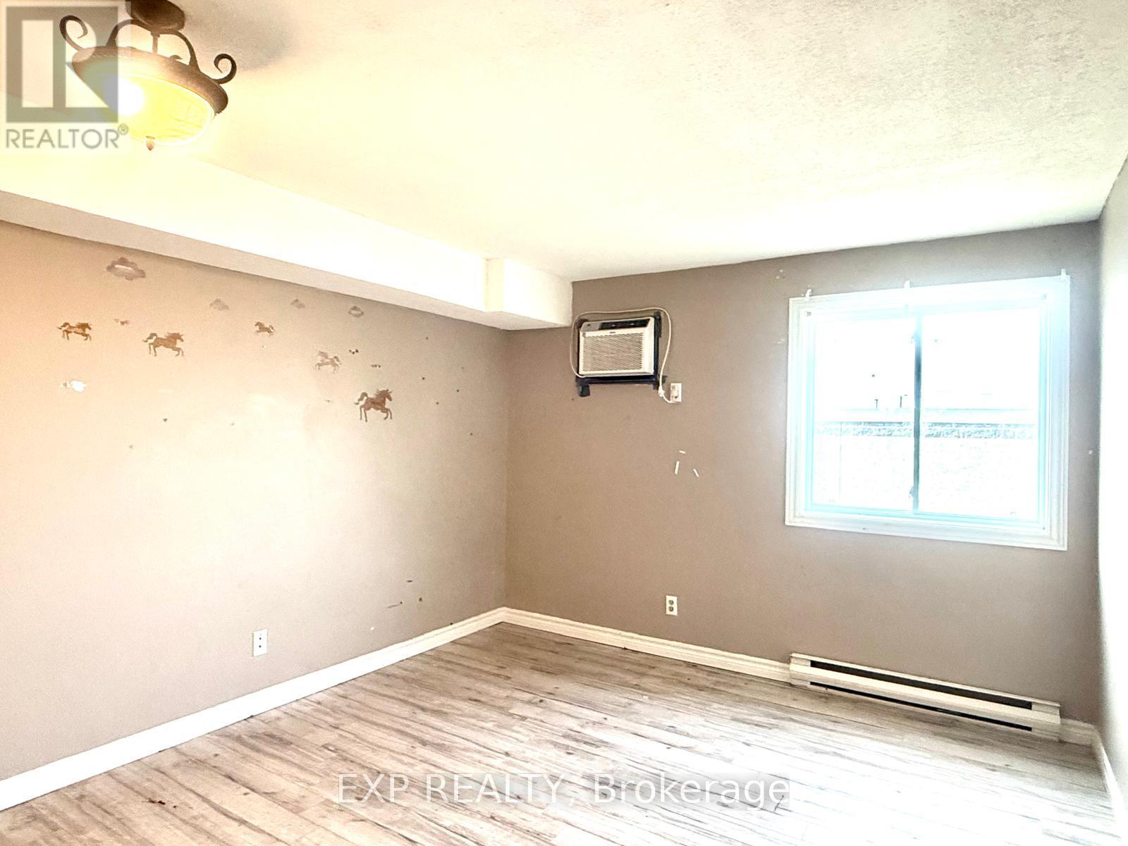 #210 739 DEVERON CRESCENT - Image 12