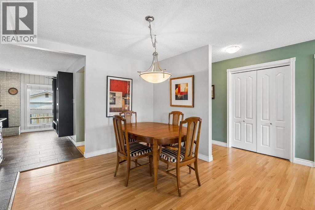 856 Lake Twintree Crescent SE - 10