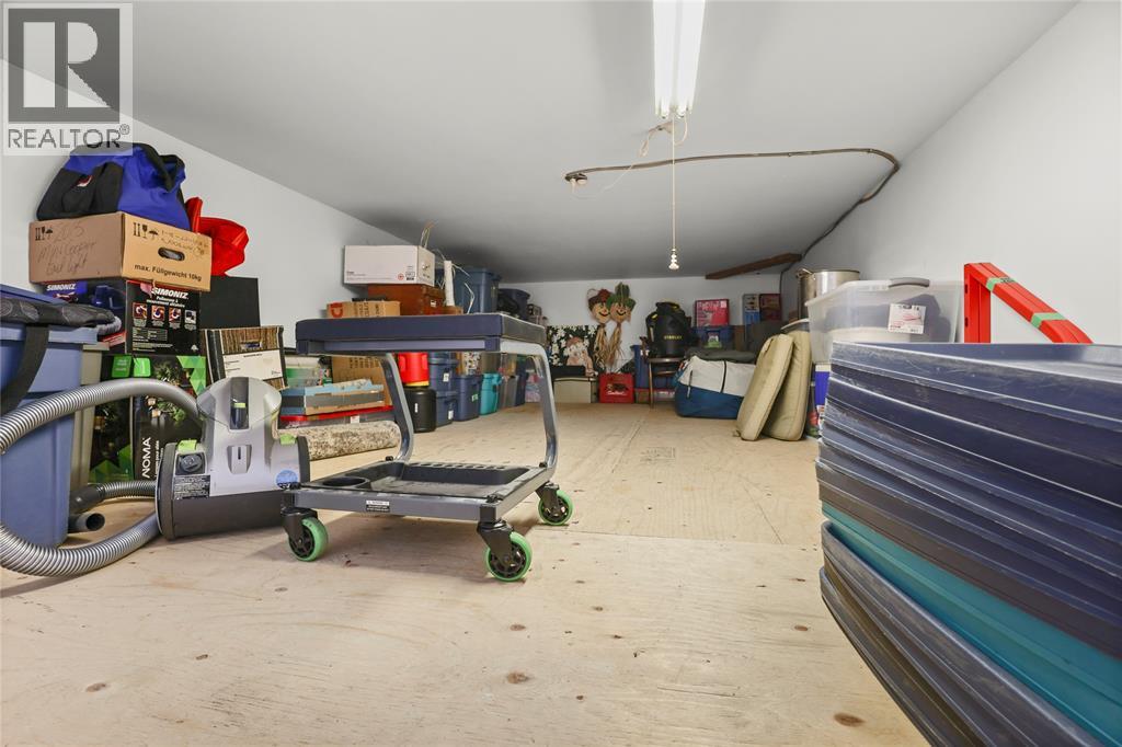 4026 Applewood DRIVE - 46