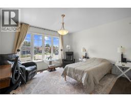 4026 Applewood Drive, Petrolia, ON N0N1R0 Photo 23