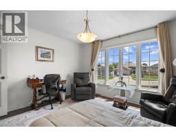 4026 Applewood Drive, Petrolia, ON N0N1R0 Photo 24