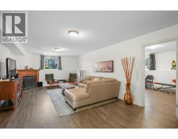4026 Applewood Drive, Petrolia, ON N0N1R0 Photo 25