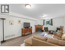 4026 Applewood Drive, Petrolia, ON N0N1R0 Photo 26