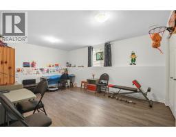 4026 Applewood Drive, Petrolia, ON N0N1R0 Photo 29