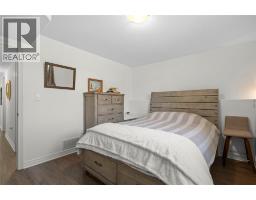 4026 Applewood Drive, Petrolia, ON N0N1R0 Photo 32
