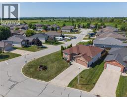 4026 Applewood Drive, Petrolia, ON N0N1R0 Photo 47