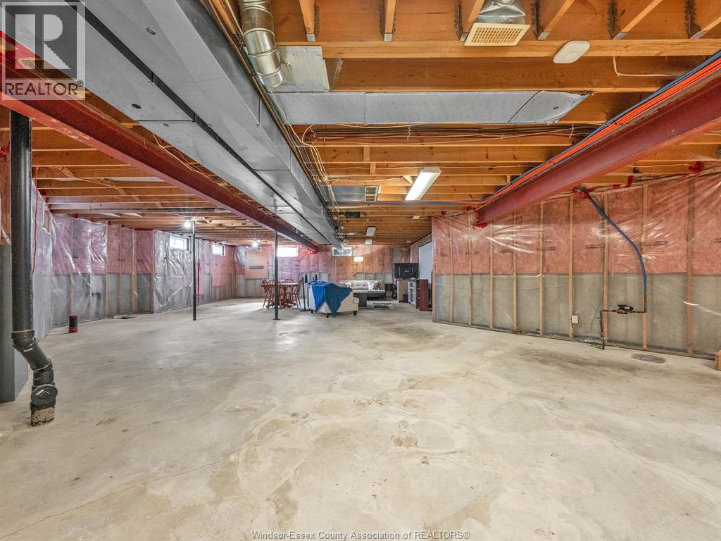 229 ST. PETER STREET - 24
